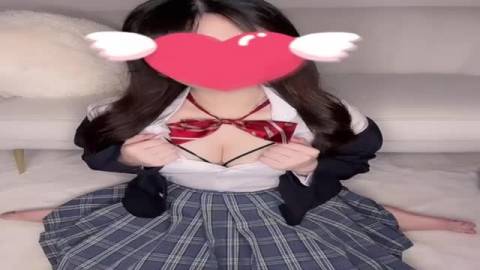 F乳ｽﾚﾝﾀﾞｰ
