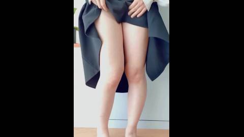 20代の甘美な脚は最高です