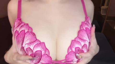 見えちゃうかも・・・